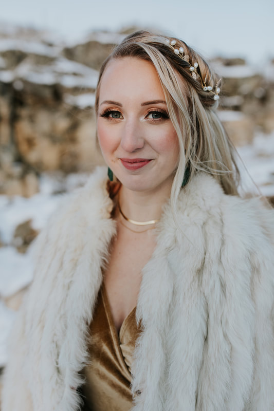 Winter elopement. winter bride, winter photoshoot, Kamloops makeup artist, okanagan wedding