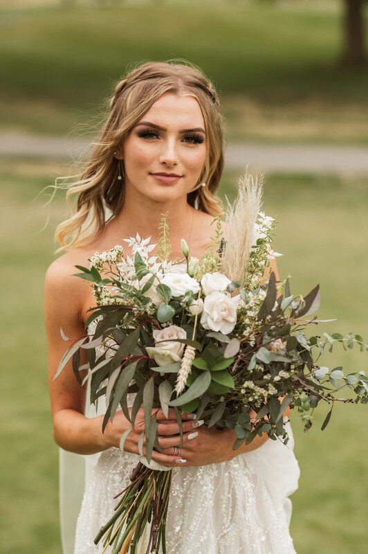 Kamloops wedding, bridal makeup, Kamloops Makeup artist, wedding florals