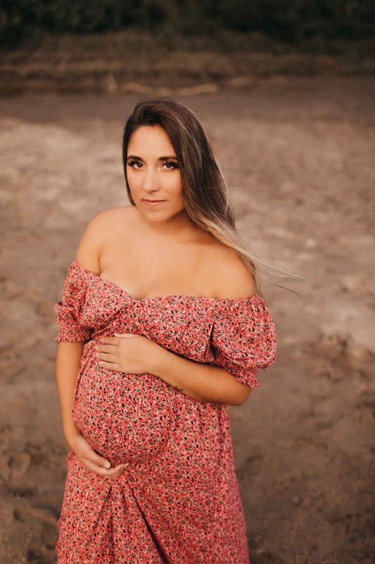 Beach styled maternity photoshoot in Kamloops B.C. Makeup by Sarah Fisher Beauty.